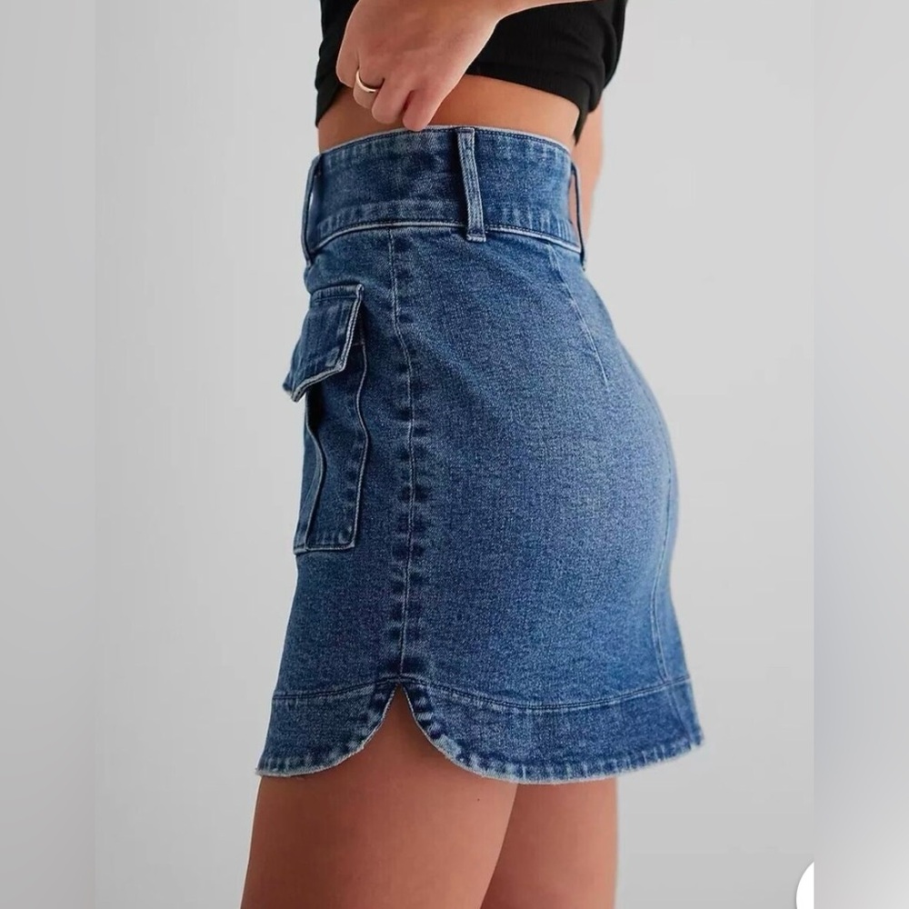 NWT Express High Waisted Utility Mini Denim Skirt Size 0 - Picture 3 of 9